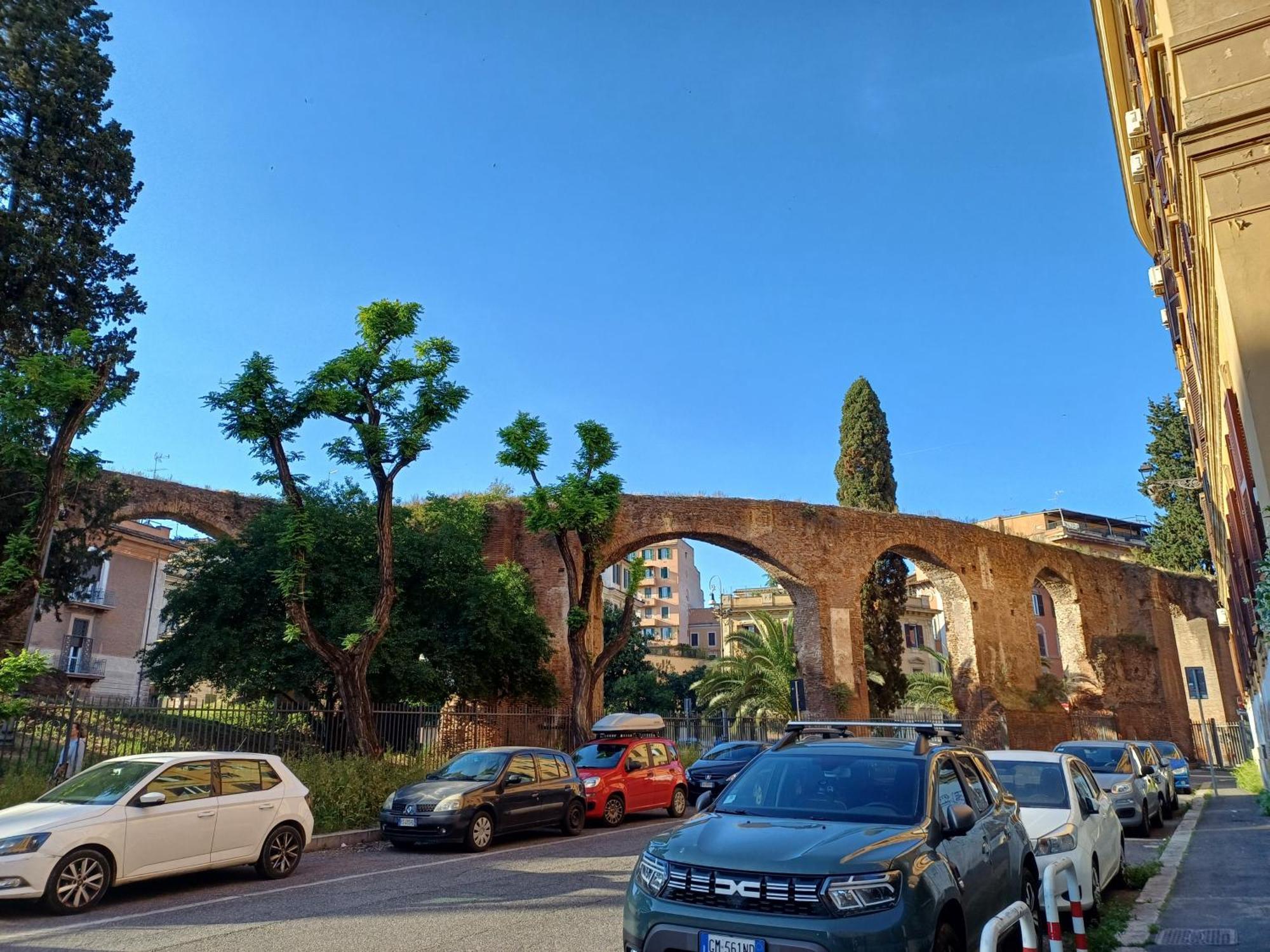 Acquedotto Di Nerone Roma Exterior foto